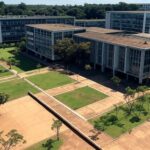 Campus da Universidade de Brasília com edifícios modernos, representando vagas para transferência e portadores de diploma.