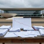 Edifício da CLDF em Brasília com documentos fiscais preocupantes do GDF no 3º quadrimestre de 2025.